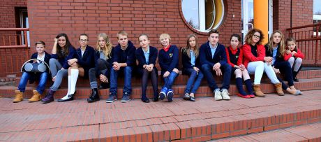 Mundurki Szkolne w Complex of Silesian International Schools, Polska