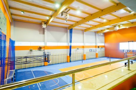 Nowa Hala Sportowa w Complex of Silesian International Schools, Polska